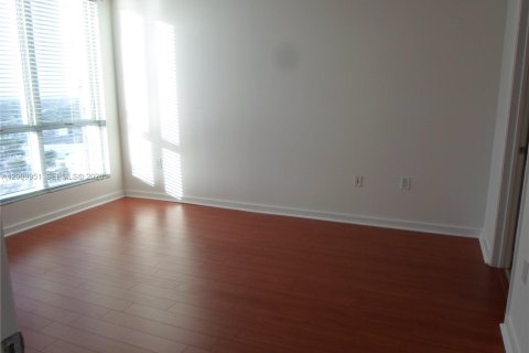 Condominio en venta en Miami, Florida, 2 dormitorios, 136.29 m2 № 2090041 - foto 14