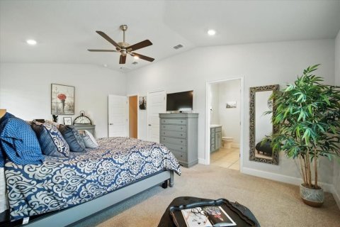 House in Palm Coast, Florida 3 bedrooms, 179.49 sq.m. № 1915464 - photo 13