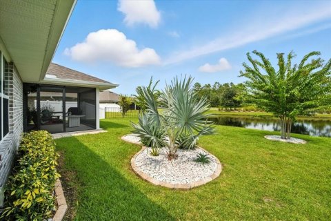 House in Palm Coast, Florida 3 bedrooms, 179.49 sq.m. № 1915464 - photo 8