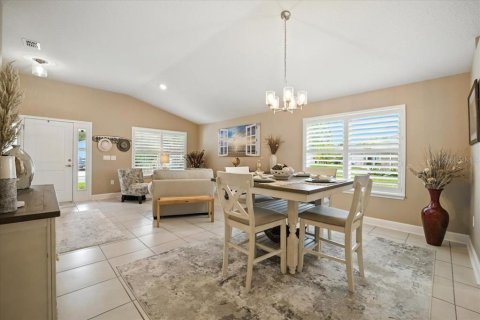 House in Palm Coast, Florida 3 bedrooms, 179.49 sq.m. № 1915464 - photo 5
