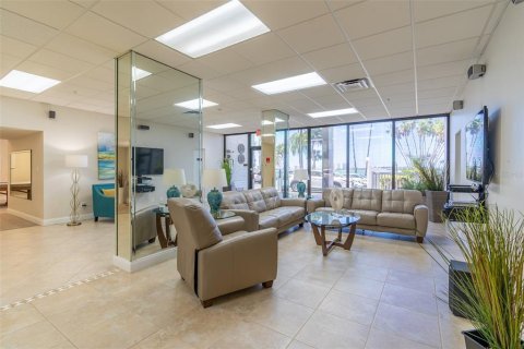 Condominio en venta en Clearwater, Florida, 2 dormitorios, 143.07 m2 № 1685254 - foto 18