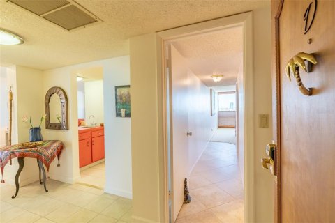 Condominio en venta en Clearwater, Florida, 2 dormitorios, 143.07 m2 № 1685254 - foto 24