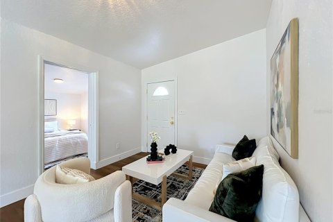 Купить виллу или дом в Орландо, Флорида 3 комнаты, 111.11м2, № 2207720 - фото 8