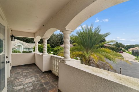 House in Clermont, Florida 5 bedrooms, 453.27 sq.m. № 2258464 - photo 16
