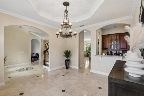 House in Clermont, Florida 5 bedrooms, 453.27 sq.m. № 2258464 - photo 12