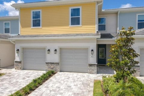 Adosado en alquiler en Four Corners, Florida, 3 dormitorios, 158.31 m2 № 1429152 - foto 1