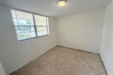 Copropriété à louer à Davie, Floride: 2 chambres, 90.12 m2 № 2087514 - photo 11
