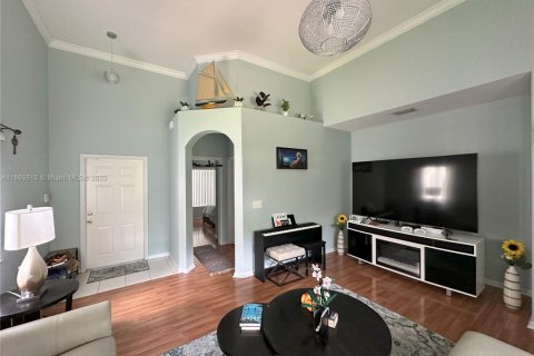 Villa ou maison à vendre à Coral Springs, Floride: 3 chambres, 176.42 m2 № 1898285 - photo 9