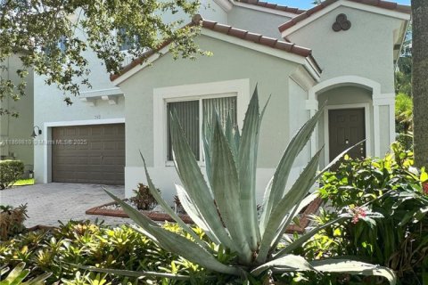 Villa ou maison à vendre à Coral Springs, Floride: 3 chambres, 176.42 m2 № 1898285 - photo 5
