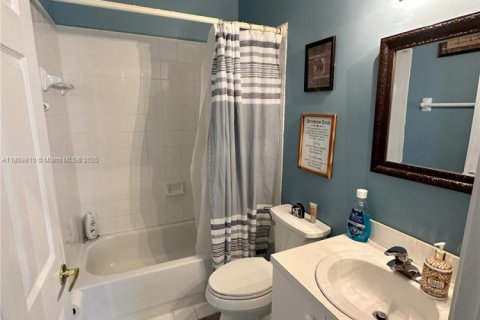 Villa ou maison à vendre à Coral Springs, Floride: 3 chambres, 176.42 m2 № 1898285 - photo 20