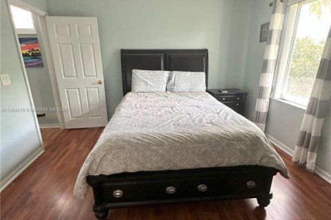 Villa ou maison à vendre à Coral Springs, Floride: 3 chambres, 176.42 m2 № 1898285 - photo 17