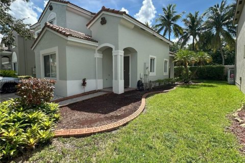Villa ou maison à vendre à Coral Springs, Floride: 3 chambres, 176.42 m2 № 1898285 - photo 6