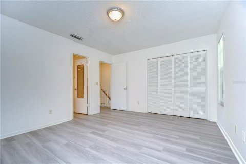 Touwnhouse à louer à Tampa, Floride: 2 chambres, 113.62 m2 № 2204678 - photo 27