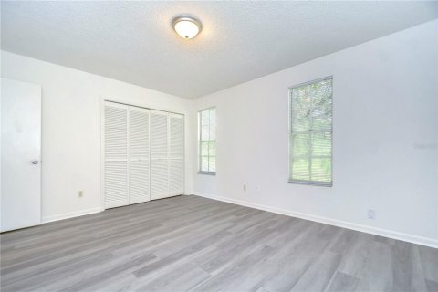 Touwnhouse à louer à Tampa, Floride: 2 chambres, 113.62 m2 № 2204678 - photo 26