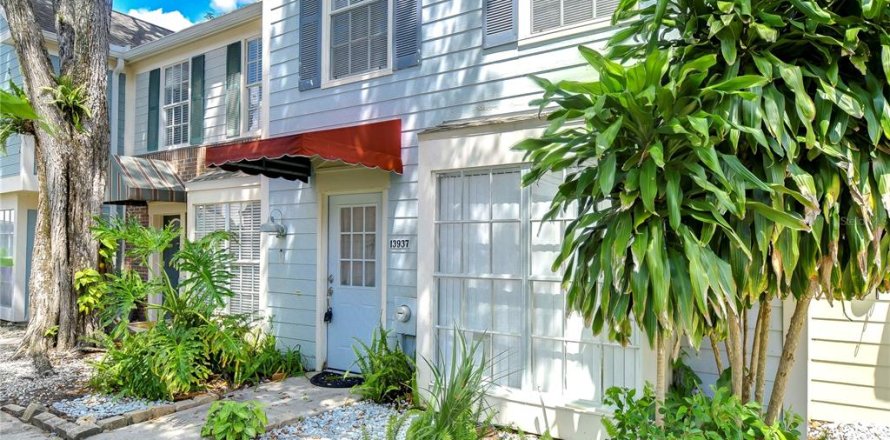Touwnhouse à Tampa, Floride 2 chambres, 113.62 m2 № 2204678