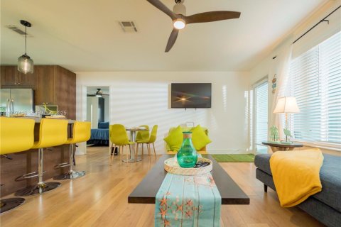 Casa en venta en Deerfield Beach, Florida, 2 dormitorios, 95.5 m2 № 1986066 - foto 10