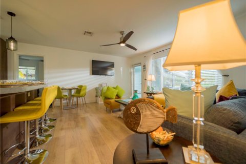 Casa en venta en Deerfield Beach, Florida, 2 dormitorios, 95.5 m2 № 1986066 - foto 15