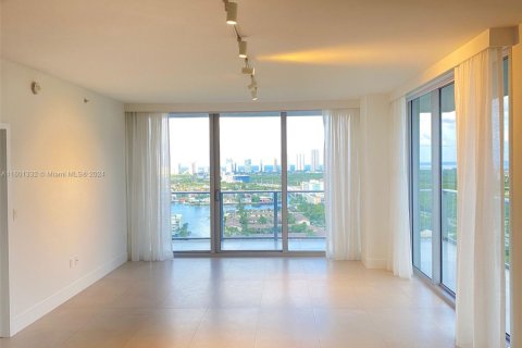 Condominio en venta en North Miami Beach, Florida, 3 dormitorios, 144.56 m2 № 2023004 - foto 9