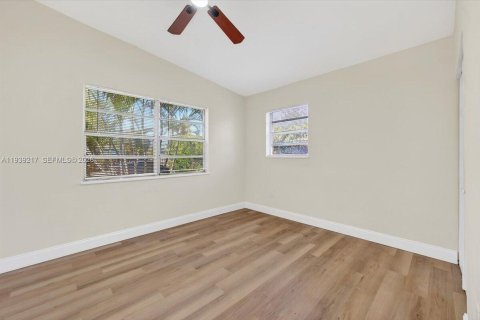 Villa ou maison à vendre à West Park, Floride: 3 chambres, 81.57 m2 № 1996551 - photo 11