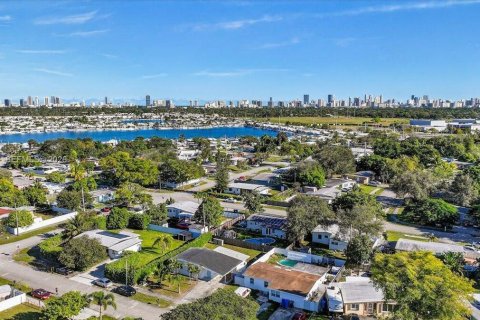 Villa ou maison à vendre à West Park, Floride: 3 chambres, 81.57 m2 № 1996551 - photo 26