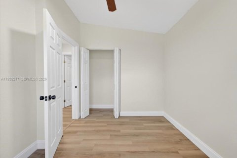 Villa ou maison à vendre à West Park, Floride: 3 chambres, 81.57 m2 № 1996551 - photo 14