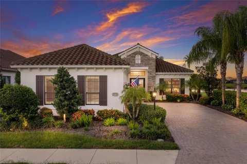 House in Lakewood Ranch, Florida 3 bedrooms, 236.99 sq.m. № 2418480