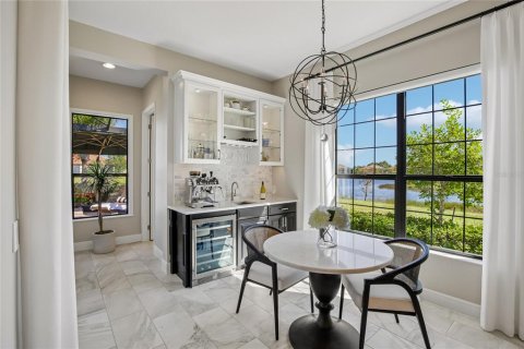 House in Lakewood Ranch, Florida 3 bedrooms, 236.99 sq.m. № 2418480 - photo 15