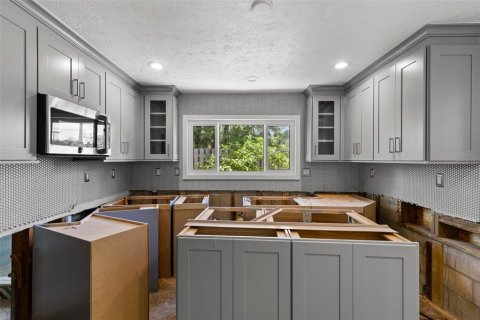 Villa ou maison à vendre à Tampa, Floride: 4 chambres, 168.15 m2 № 1818999 - photo 16