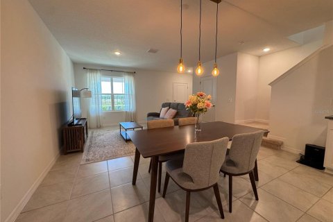Adosado en venta en Winter Garden, Florida, 2 dormitorios, 119.29 m2 № 1636930 - foto 13