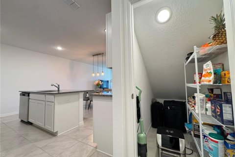 Adosado en venta en Winter Garden, Florida, 2 dormitorios, 119.29 m2 № 1636930 - foto 19