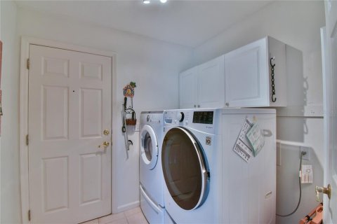Casa en venta en Ocala, Florida, 3 dormitorios, 170.38 m2 № 1786628 - foto 10