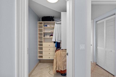 Condo in Fort Lauderdale, Florida, 2 bedrooms  № 2370096 - photo 22