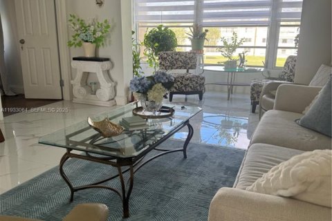 Copropriété à vendre à Sunrise, Floride: 2 chambres, 95.22 m2 № 1992490 - photo 26