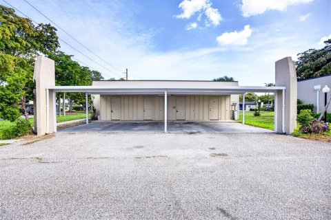 Condo in Fort Myers, Florida, 1 bedroom  № 2098216 - photo 28