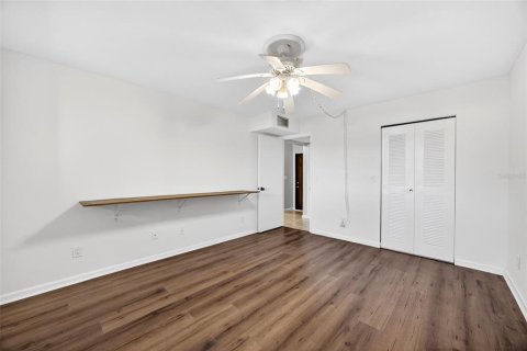 Condo in Fort Myers, Florida, 1 bedroom  № 2098216 - photo 15
