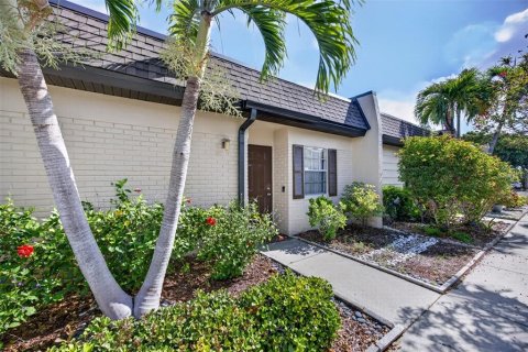 Condo in Fort Myers, Florida, 1 bedroom  № 2098216