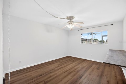 Condo in Fort Myers, Florida, 1 bedroom  № 2098216 - photo 14