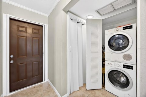 Condo in Fort Myers, Florida, 1 bedroom  № 2098216 - photo 20
