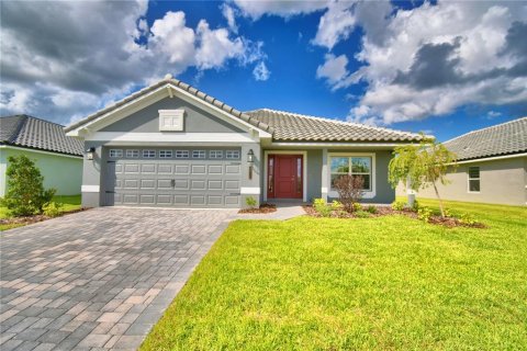 Villa ou maison à Auburndale, Floride 4 chambres, 204.38 m2 № 2215228