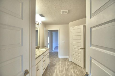 Villa ou maison à vendre à Auburndale, Floride: 4 chambres, 204.38 m2 № 2215228 - photo 27