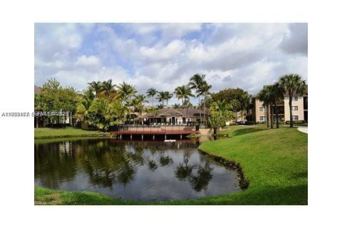 Condominio en venta en Coral Springs, Florida, 2 dormitorios, 91.6 m2 № 2034685 - foto 8