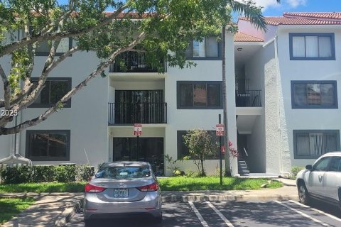 Condominio en venta en Coral Springs, Florida, 2 dormitorios, 91.6 m2 № 2034685 - foto 7