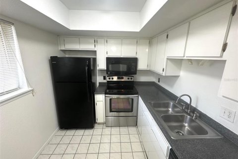 Condo in Tampa, Florida, 1 bedroom  № 1803177 - photo 6