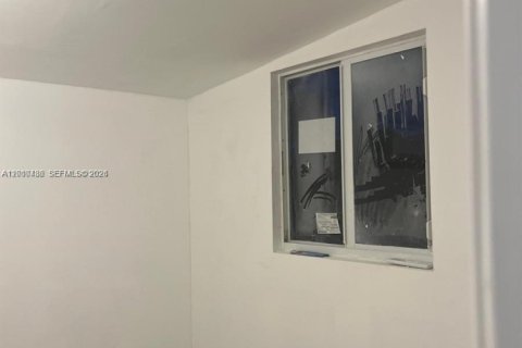 Apartamento en alquiler en Miami Gardens, Florida, 1 dormitorio, 133.78 m2 № 2076634 - foto 5