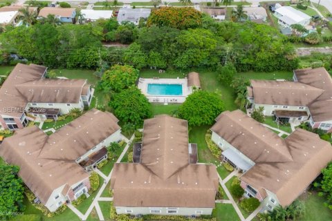 Condo in Palm Beach Gardens, Florida, 2 bedrooms № 2067968 - photo 23