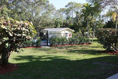 Condo in Palm Beach Gardens, Florida, 2 bedrooms № 2067968 - photo 21