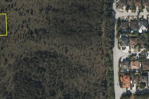 Terreno en Miami, Florida № 2195581
