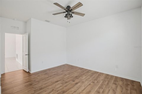 House in San Antonio, Florida 4 bedrooms, 234.86 sq.m. № 2288085 - photo 29