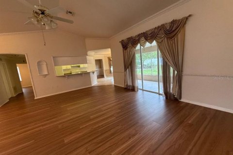 Casa en alquiler en Spring Hill, Florida, 3 dormitorios, 168.06 m2 № 1796550 - foto 10