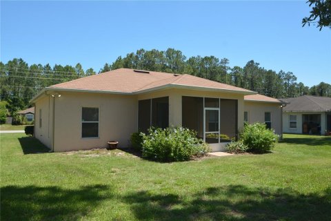 Villa ou maison à louer à Palm Coast, Floride: 3 chambres, 171.5 m2 № 2427467 - photo 2